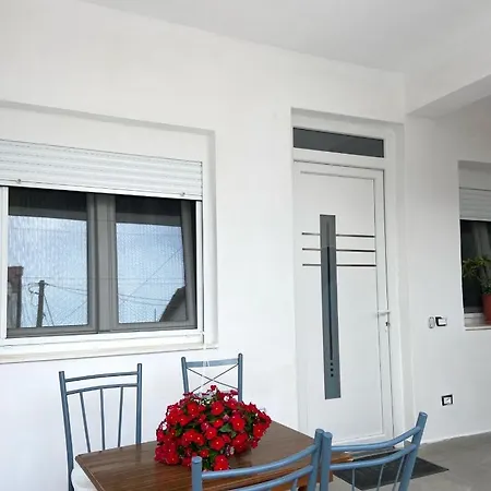 Sofia Apartment *